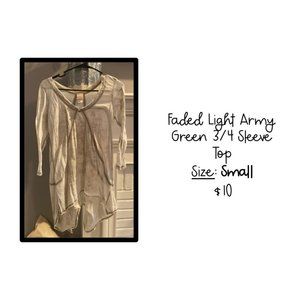 Faded 3/4 Sleeve Top